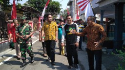 Babinsa Desa Ngaban melaksanakan pendampingan Acara Program Lomba SBH Sidoarjo Bersih Hatinya