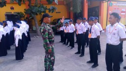 5 ORANG BABINSA KORAMIL 0816/03 BUDURAN MEMBERIKAN MATERI PBB DALAM ACARA MOS