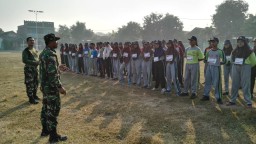 Kapten lnf Karyo Edi Beri Pelatihan Dan Pembekalan PASKIBRA.