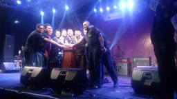 Danramil 01/Kota hadiri acara malam mingguan di Gor Sidoarjo