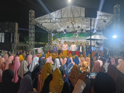 Gelorakan Semangat Anti-Narkoba: 500 Jamaah Padati Gebyar Sholawat & Pengajian Umum di Kedungcangkring