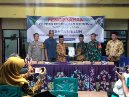 Babinsa Hadiri Pengesahan Perubahan RPJMDes Suwaluh 2022–2030