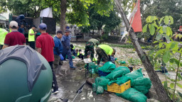 Koramil 0816/14 Taman Bersinergi Gelar Big Cleanup Sungai Tawangsari