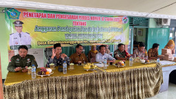 Kawal Transparansi Anggaran, Babinsa Balongbendo Hadiri Pengesahan APBDes 2026 Desa Bakung Temenggungan