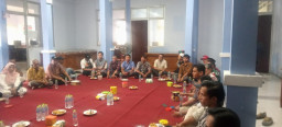 Babinsa Krian Perkuat Sinergi Warga Lewat Musdes dan Halal Bihalal