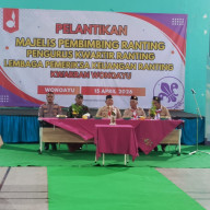 Babinsa Hadiri Pelantikan Pengurus Pramuka Wonoayu, Perkuat Semangat Pembinaan Generasi Muda