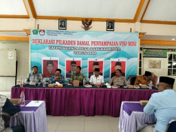 Kampanye Damai Pilkades Rangkah Kidul, Empat Calon Paparkan Visi Misi dengan Penuh Kebersamaan