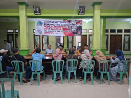 Babinsa Tanggul Hadiri Penetapan DPT dan TPS, Perkuat Transparansi dan Demokrasi Desa yang Berkualitas