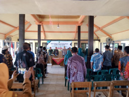Pelantikan Pj Kepala Desa, Babinsa Kupang Perkuat Sinergi dan Pelayanan Warga