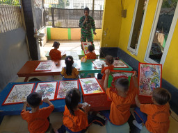Bela Negara Sejak Dini, Koramil Sukodono Tumbuhkan Cinta Tanah Air di PAUD Mentari Pagi