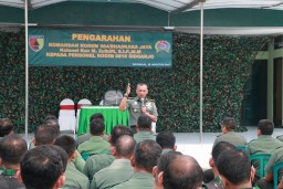 Danrem 084/BJ mengajak agar Keharmonisan antara pimpinan dan prajurit