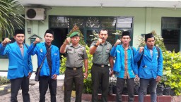Bati Komsos dan Bati Wanwil menerima audensi PMII Sidoarjo kota