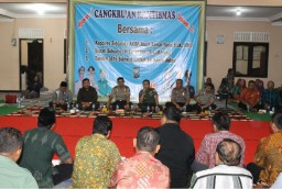 Dandim 0816/Sda Cangkrukan Tentang Kamtibmas Bersama Forkopimda