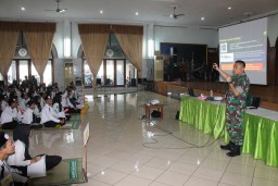 Tanamkan Rasa Cinta Tanah Air kepada Mahasiswa Baru Unusida