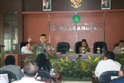Dandim 0816/Sidoarjo berikan materi wasbang kepada masyarakat
