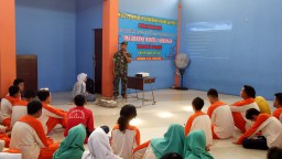 Serma Agung PH memberikan materi Anti Radikalisme