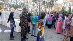 BABINSA RANGKAH KIDUL KORAMIL 01/KOTA PENDAMPINGAN PEMBAGIAN SEMBAKO