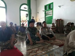 Sholat Jumat bersama TNI-Polri di Masjid An Nur Kludab Kec. Tanggulangin