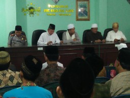 Peringatan Nuzulul Quran yang dilaksanakan oleh forkopimka di kantor MWC NU Taman