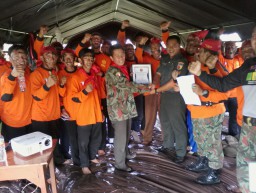 Pelatihan dan pendidikan komando keamanan oleh para pemuda Muhammadiyah bersama anggota Kodim 0816