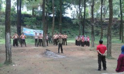 Koramil 07 Krembung mengikuti acara LDKS SMK Taruna 1 dan 2