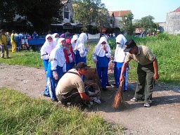 Koramil 0816/06 Waru mengikuti kegiatan budaya cinta lingkungan
