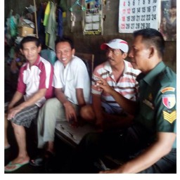 Komunikasi Sosial dengan masyarakat di desa binaannya