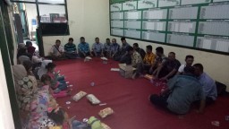 KORAMIL 01/KOTA GELAR HALAL BIHALAL BERSAMA ANGGOTA DAN PERSIT