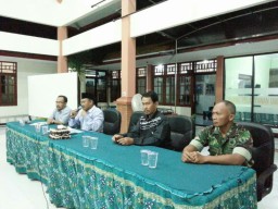 Babinsa Banjar Bendo Sidoarjo Kota melaksanakan Rakor lomba TK Kabupaten