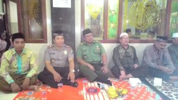 Danramil 0816/12 melaksanakan Komsos Dengan Toga,Tomas,Camat serta Kapolsek Prambon menghadiri peng