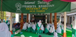 Tingkatkan Sinergitas, Babinsa Komsos Dengan Perangkat Desa dan Jamiah fatayat Nahdlatul ulama