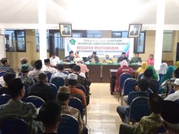 Babinsa Koramil 0816/08 Jabon Hadiri Musrenbang Desa Trompoasri.