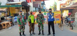 Anggota Koramil 0816/03 dan Polsek Buduran serta Anggota BKO Amankan Sholat Idul Adha 1441 H