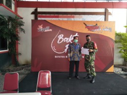 Anggota Ramil0816/07 Krembung Ikut Laksanakan Kegiatan Donor Darah di Kantor PMI Kab. Sda.