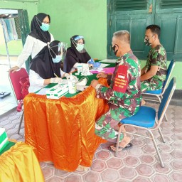 Koramil Tulangan Fasilitasi dan Dampingi Kegiatan Posbindu -PTM di Wilayah Teritorialnya