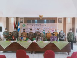 Babinsa kelurahan porong Serka Nurul yakin hadiri rencana pembelajaran tatap muka untuk sekolah dikecamatan porong