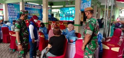 KAPTEN INF SANUSI PANTAU SERBUAN VAKSINASI DI KRIAN