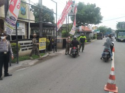 Koramil 0816/07 Krembung Bersama Polsek dan Satpol PP tetap melaksanakan Operasi Yustisi