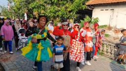 Jalan Kreatif Kampung Tangguh Semampir.