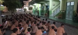 Babinsa Koramil 0816/07 Krembung Dampingi Siswa SMK Islam Laksanakan Saka Wira Kartika
