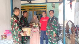 Makodim 0816/Sidoarjo Berikan Bantuan Sembako Kepada Anggota Babinsa Yang Sedang Sakit
