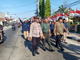 Danramil 05/Tulangan Kapten Inf Moh. Said Hadiri Kirab KPUD Sidoarjo Menuju Pemilu 2024 Di Kecamatan Tulangan
