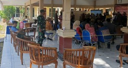 Anggota Babinsa Koramil 0816/06 Tanggulangin Melaksanakan Giat PAM Rapat Pleno Terbuka Dan Penghitungan Suara Tingkat Kecamatan