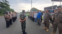 Anggota Koramil 0816/06 Tanggulangin Bersama Jajaran Forkopimka Melaksanakan Apel Gabungan