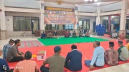 Babinsa Koramil 0816/10 Balongbendo Hadiri Musyawarah Desa Pembentukan Panitia Sedekah Bumi di Gagangkepuhsari