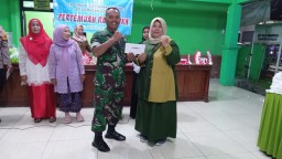 Semarak HUT Kemerdekaan RI Ke- 80 Tahun dengan Kreativitas Ibu-Ibu PKK di Kelurahan Gedang Kecamatan Porong -