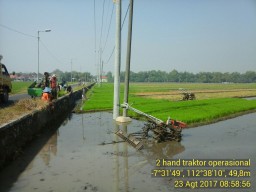 Hand Traktor Brigade Tanam Siap Membajak Sawah di Desa Tanjek Wagir