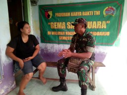 Babinsa 0816/06 melaksanakan Sosialisasi Jamban Sehat