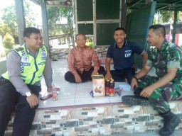 Ciptakan situasi yang kondusif, Pelda Subakir silahturahmi dengan warga binaannya