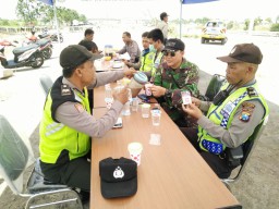 Babinsa Koramil 0816/ 06 Tanggulangin Dan Babinkamtibmas Melaksanakan Patroli Pantau Proyek Tol.